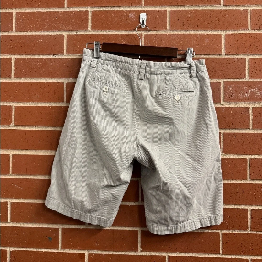 Banana Republic Striped Twill Shorts Gray/White Size 30